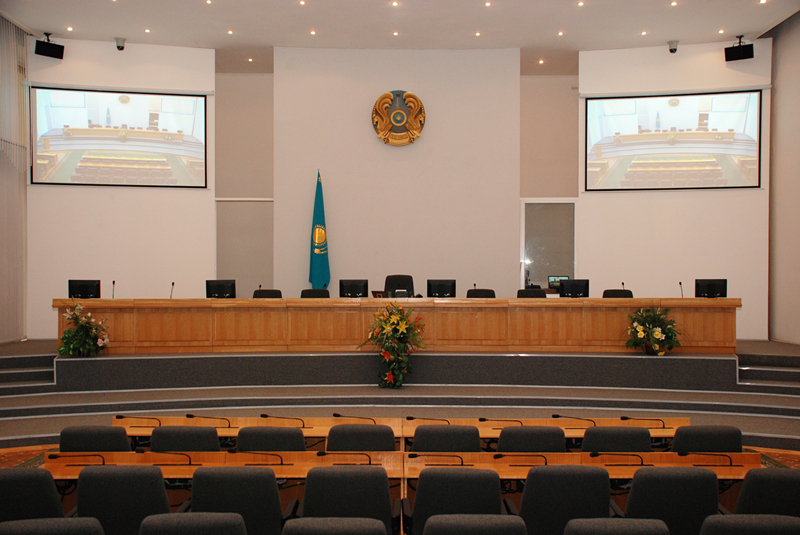 Почему новостному бюро правительства нужна беспроводная система встреч